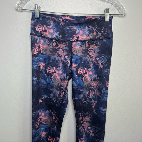 Lululemon  Wunder Under Moody Mirage Berry Blue Floral Legging Sz 4 Essential - Picture 3 of 8